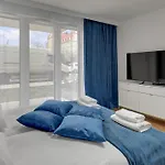 Rentplanet - Portovo