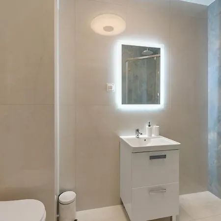 Appartement Rentplanet - Portovo *