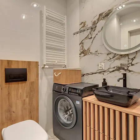 Rentplanet - Portovo 아파트